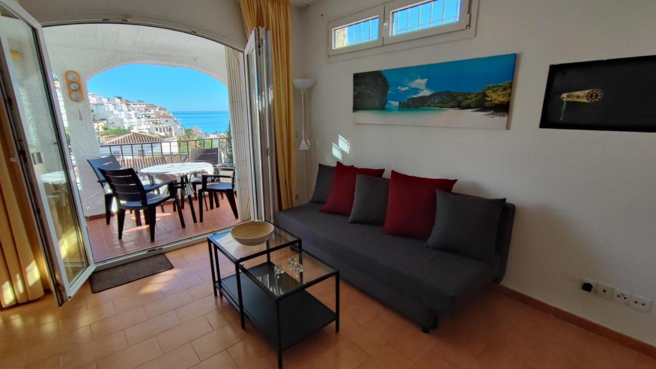 Casa Christina- Burriana Beach Villa Nerja Exteriör bild